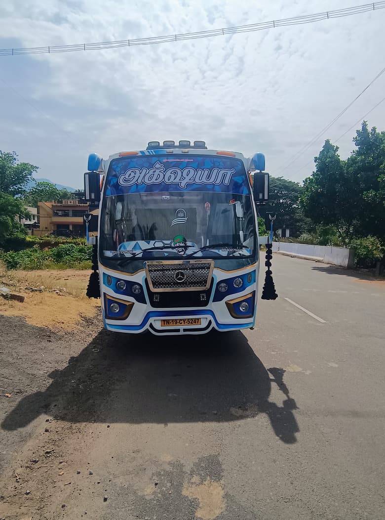 Krithikshan Deluxe Tour Coach